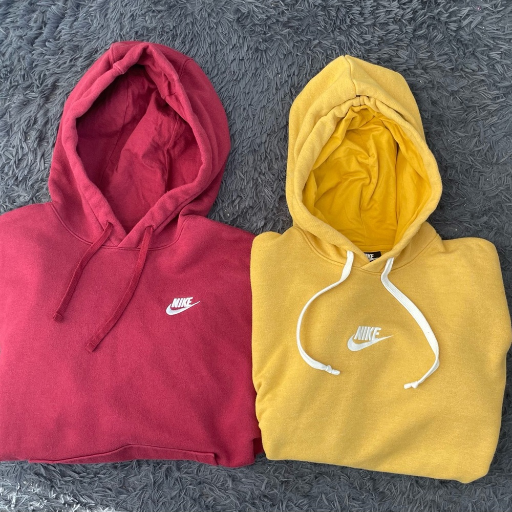 Men Size Medium Nike Hoodie Sweatshirt Pullover Bundle Middle Swoosh